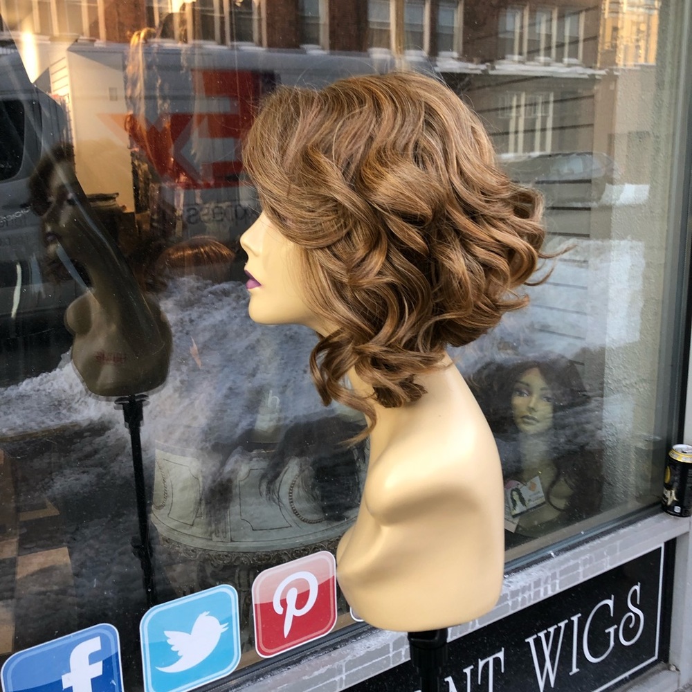 Short blonde wig for sale chicago Asymmetrical Bob